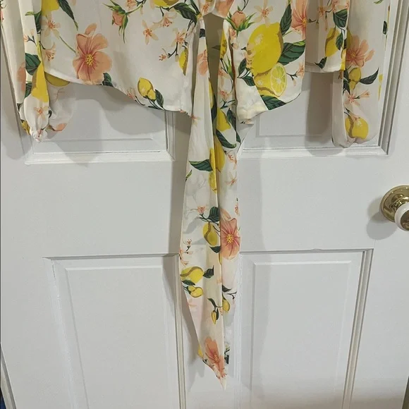 Lemon print blouse - Picture 6 of 8